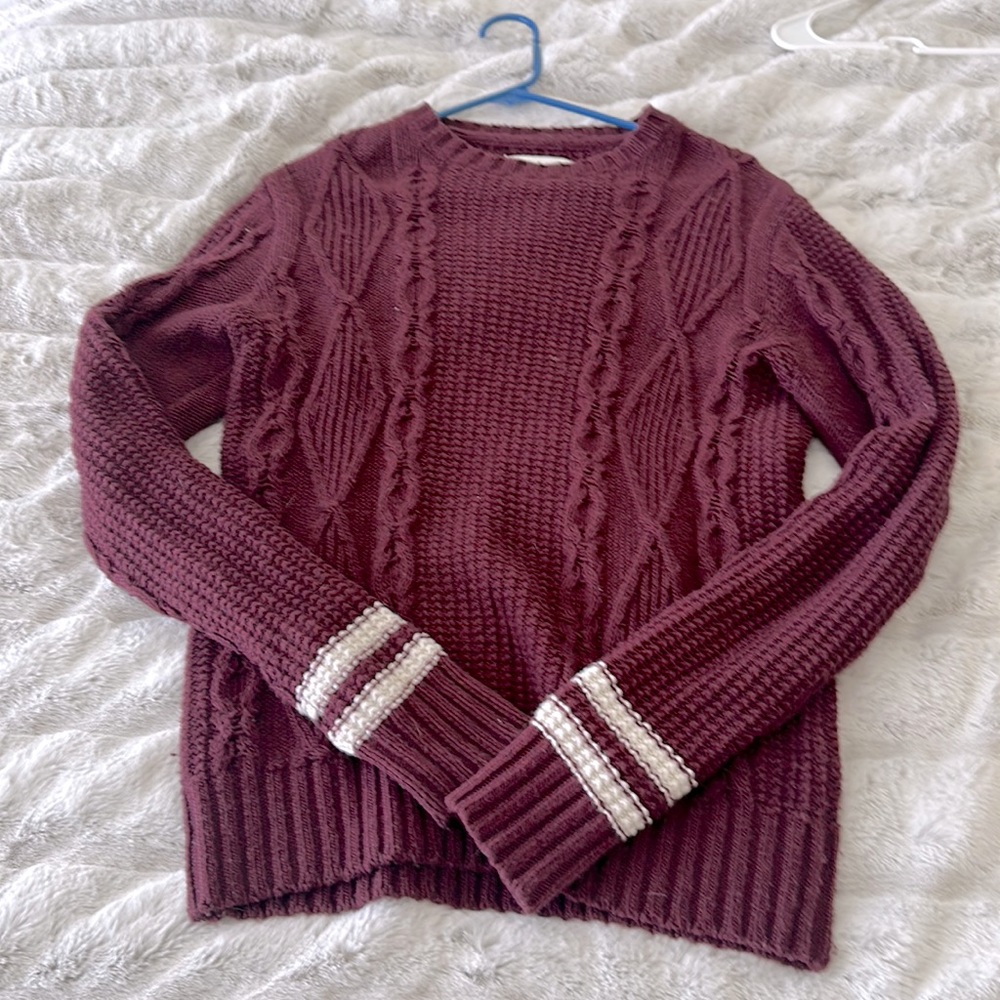 American eagle knit sweater.